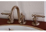 Смеситель для раковины Kohler Antique на 3 отверстия 